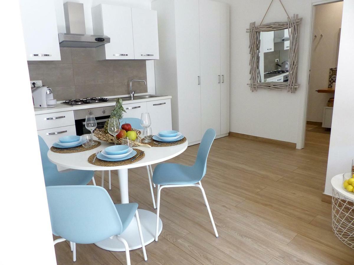 דירות סירקוזה Nesh House מראה חיצוני תמונה