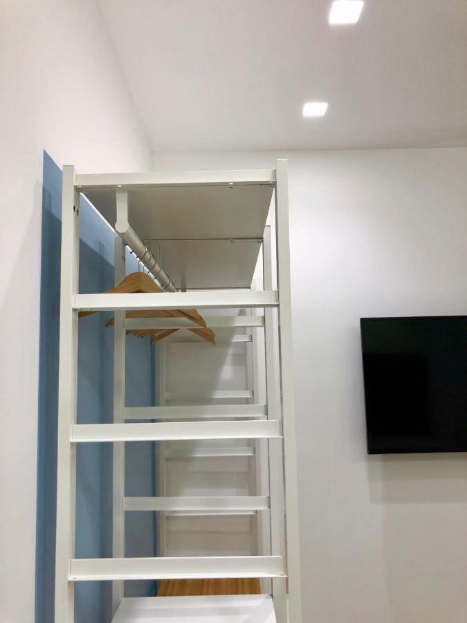 דירות סירקוזה Nesh House מראה חיצוני תמונה