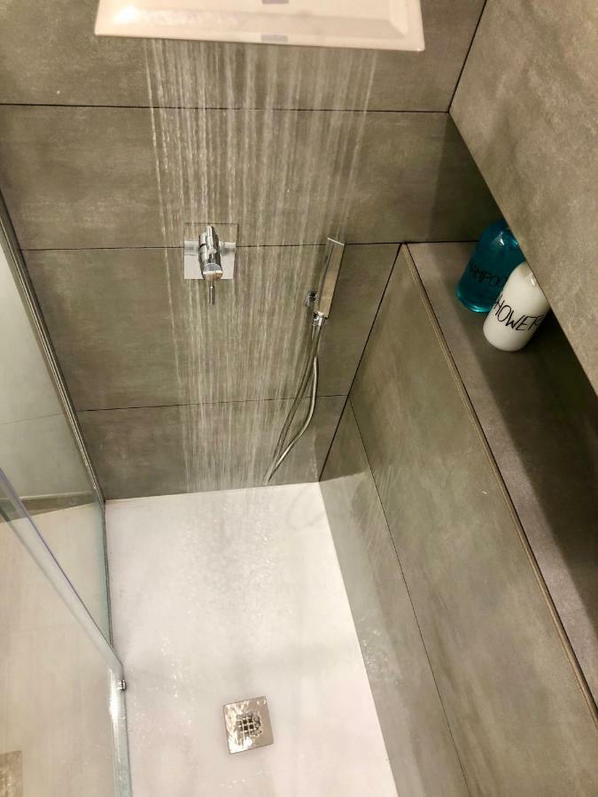 דירות סירקוזה Nesh House מראה חיצוני תמונה